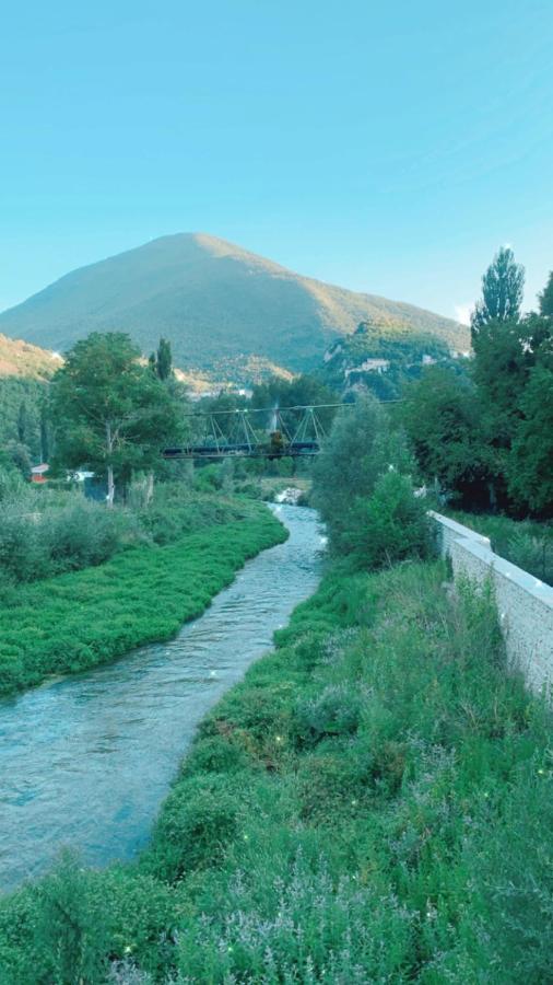 Residence il giardino sul fiume Nera Cerreto di Spoleto Esterno foto