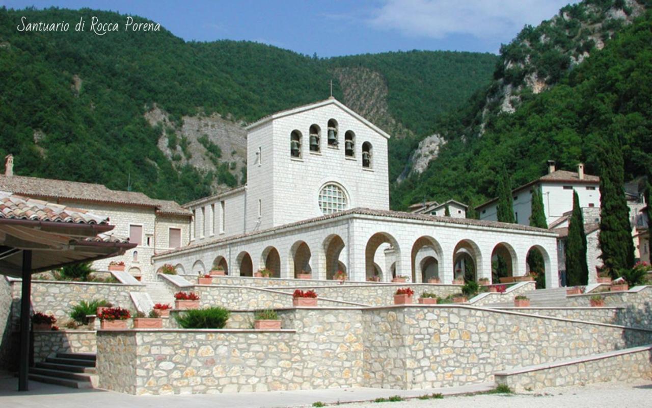 Residence il giardino sul fiume Nera Cerreto di Spoleto Esterno foto