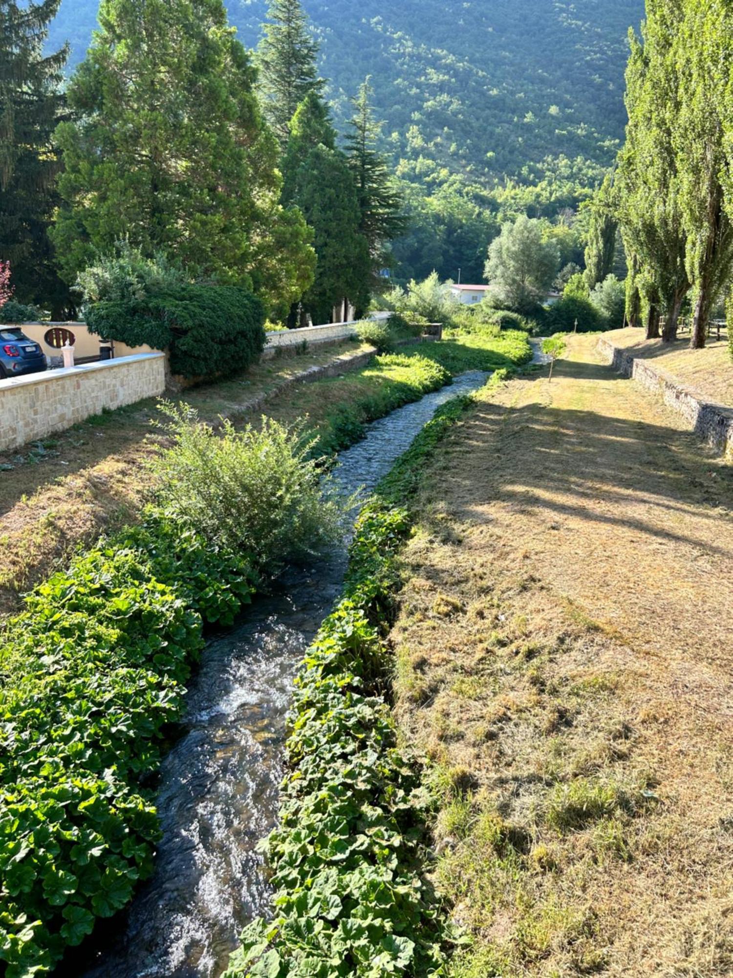 Residence il giardino sul fiume Nera Cerreto di Spoleto Esterno foto