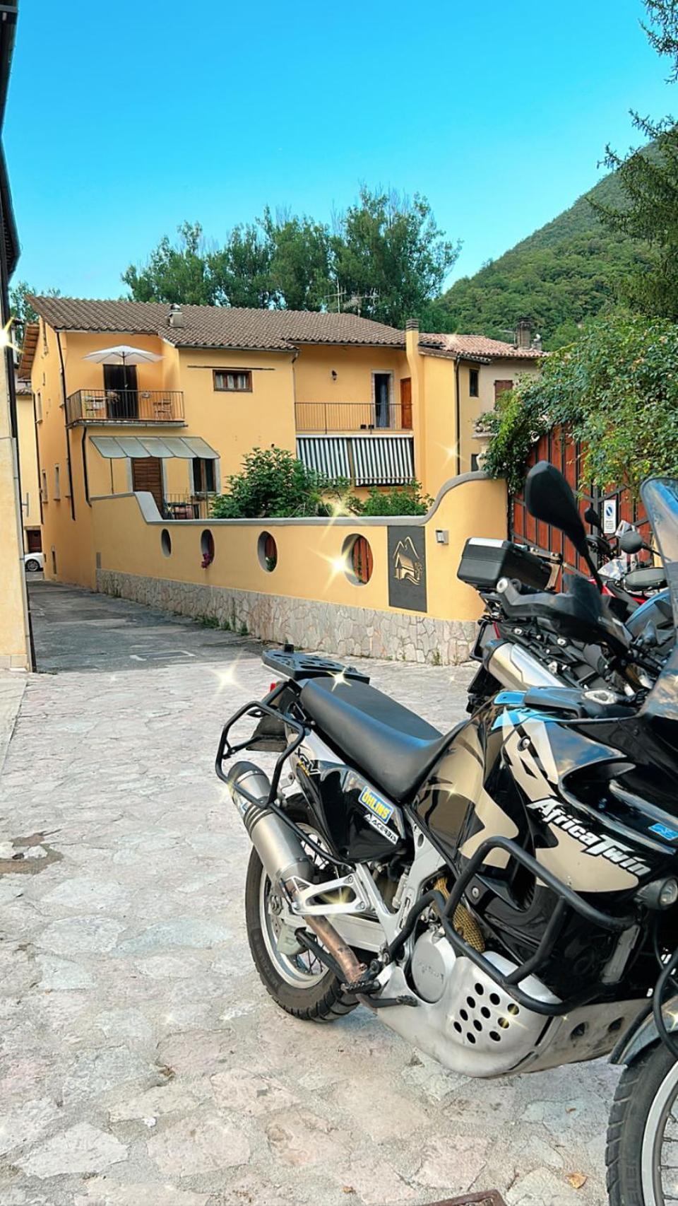 Residence il giardino sul fiume Nera Cerreto di Spoleto Esterno foto