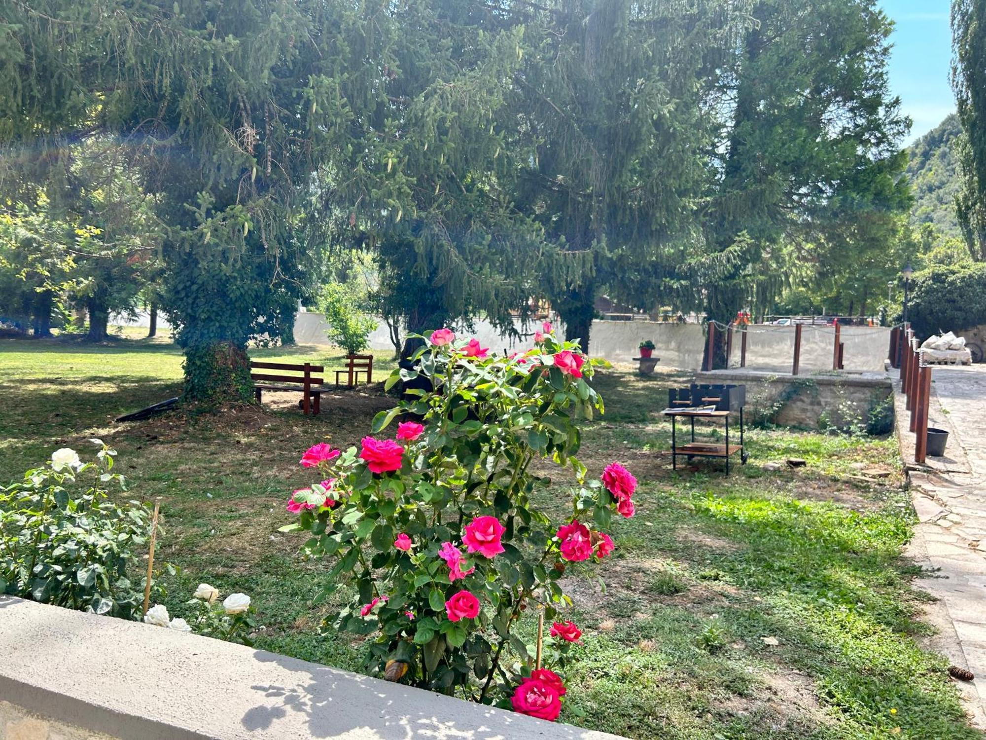 Residence il giardino sul fiume Nera Cerreto di Spoleto Esterno foto